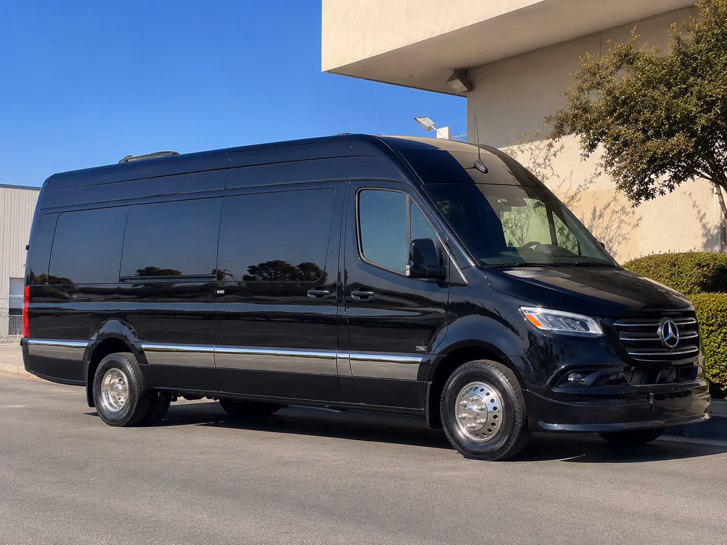 Cincinnati Birthday, Sweet 16, & Quinceañera Transportation pickup coordination