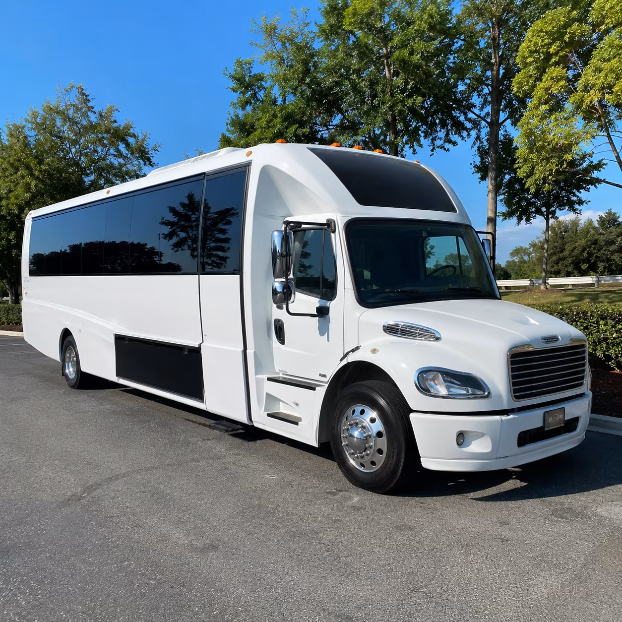 Cincinnati Prom & Homecoming Transportation party bus exterior
