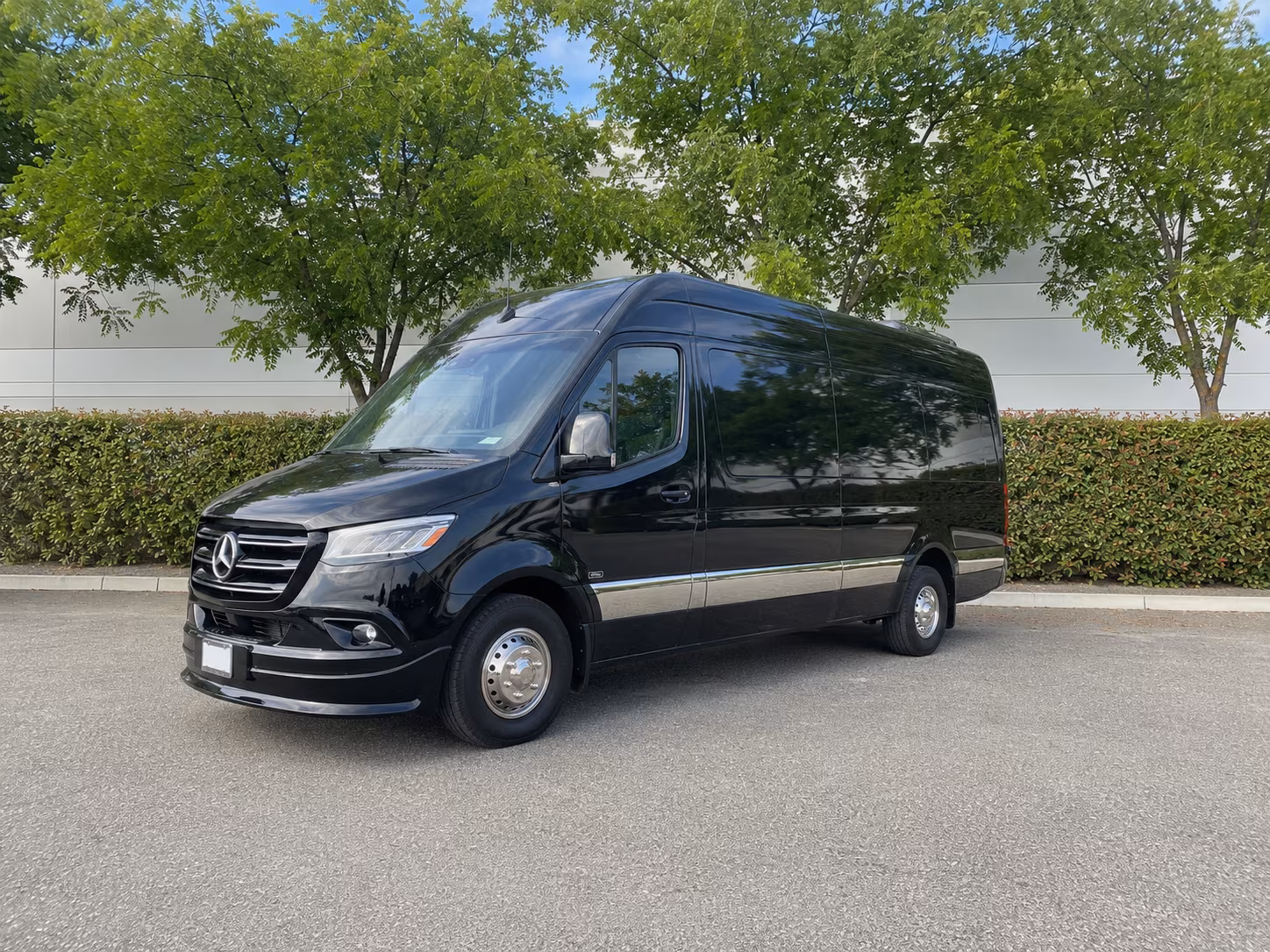 Cincinnati Sporting Event Transportation party bus exterior
