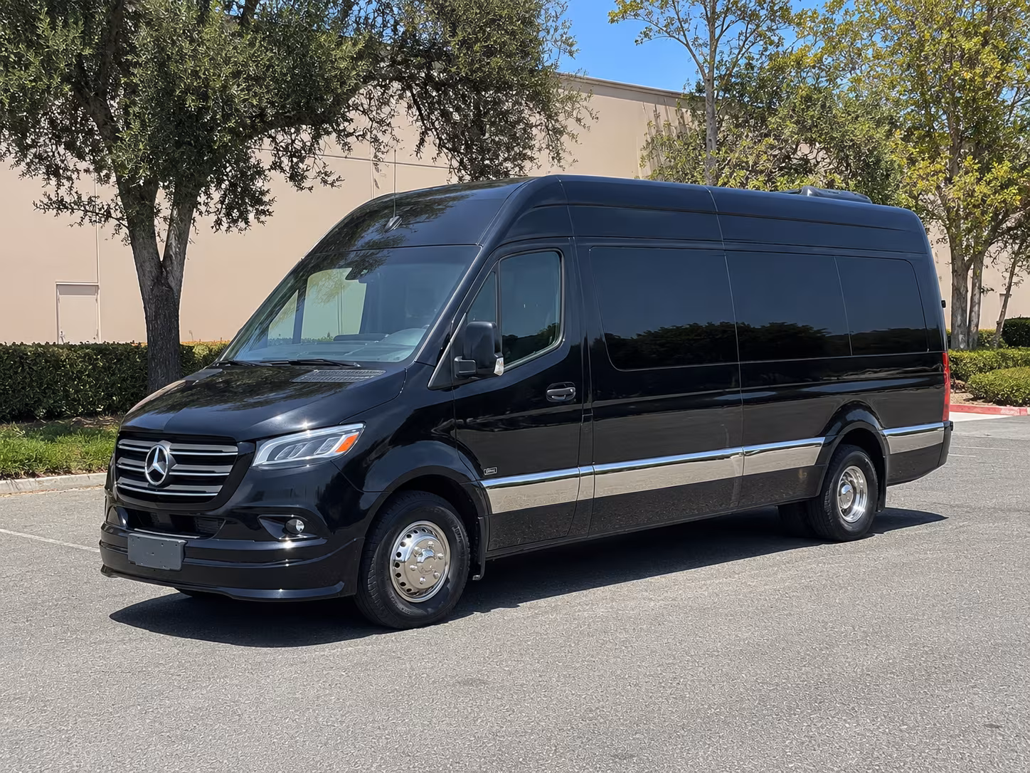 Cincinnati Sporting Event Transportation party bus exterior