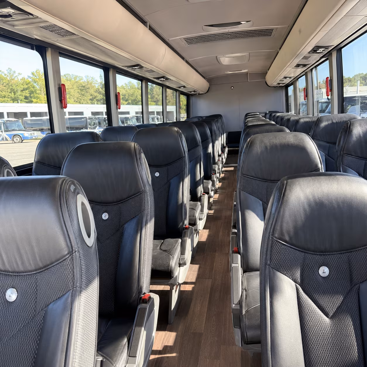 Cincinnati Winery Tour & Pub Crawl Transportation party bus exterior