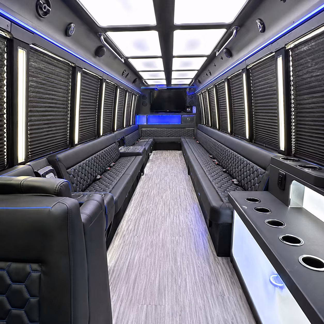 Cincinnati Winery Tour & Pub Crawl Transportation party bus interior